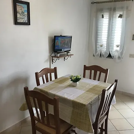 Semesterbostad Il Cremino *